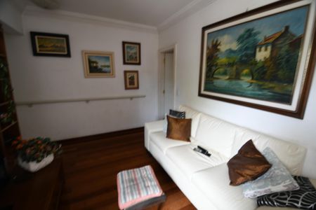 Apartamento à venda com 180m², 4 quartos e 2 vagasSala de TV