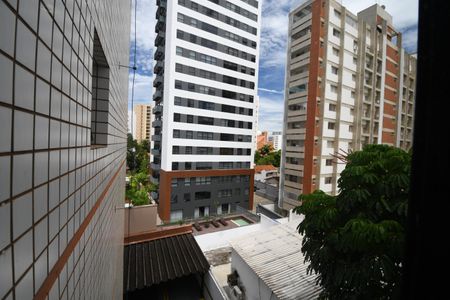Apartamento à venda com 180m², 4 quartos e 2 vagasQuarto 1 - Vista