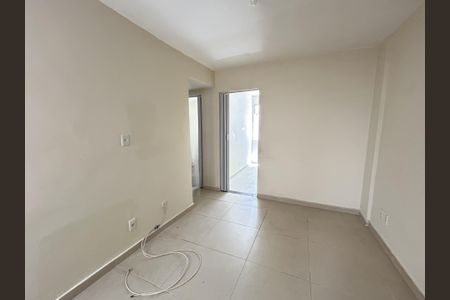 Apartamento para alugar com 50m², 2 quartos e sem vagaSala