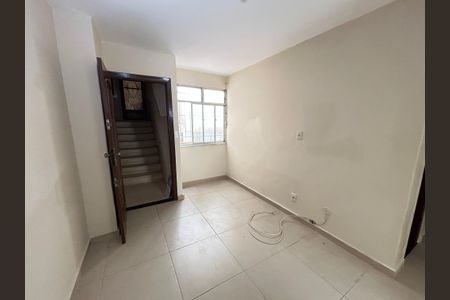 Apartamento para alugar com 50m², 2 quartos e sem vagaSala