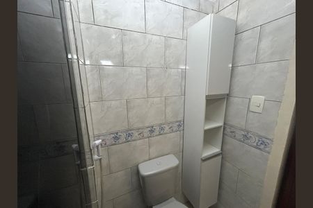 Apartamento para alugar com 50m², 2 quartos e sem vagaBanheiro