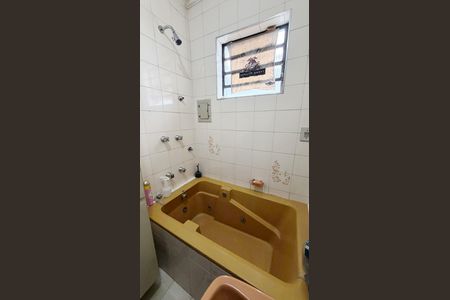 Casa à venda com 165m², 3 quartos e 2 vagasBanheiro Social 2