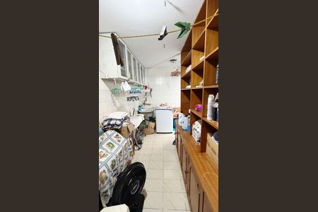 Casa à venda com 165m², 3 quartos e 2 vagasÁrea de Serviço 