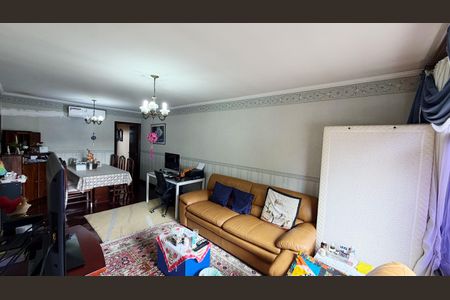 Casa à venda com 165m², 3 quartos e 2 vagasSala 