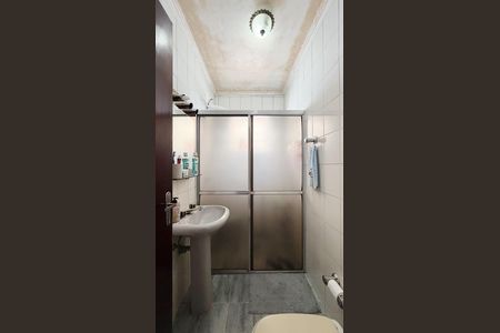 Casa à venda com 165m², 3 quartos e 2 vagasBanheiro Social 1