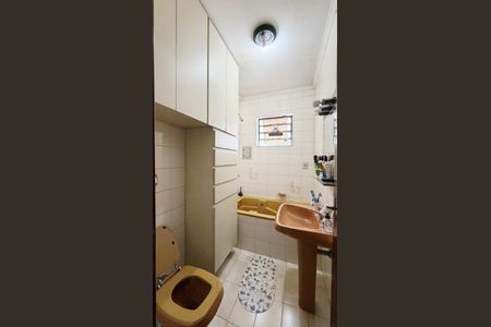 Casa à venda com 165m², 3 quartos e 2 vagasBanheiro Social 2