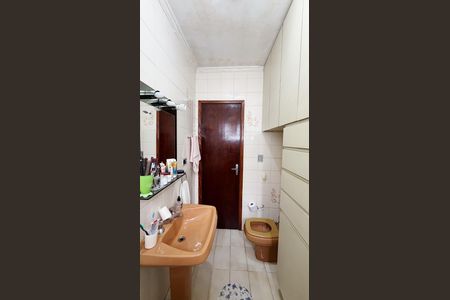 Casa à venda com 165m², 3 quartos e 2 vagasBanheiro Social 2