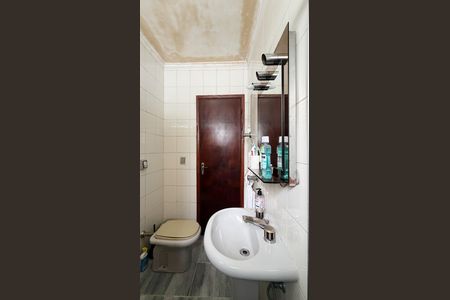 Casa à venda com 165m², 3 quartos e 2 vagasBanheiro Social 1