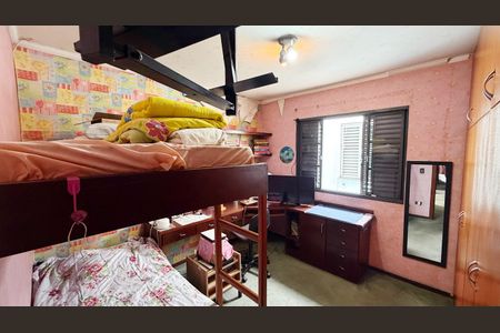 Casa à venda com 165m², 3 quartos e 2 vagasQuarto 3