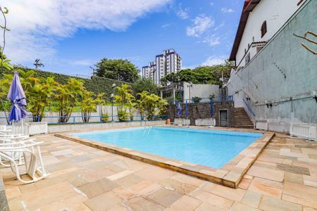 Apartamento à venda com 75m², 2 quartos e 1 vagaÁrea comum - Piscina