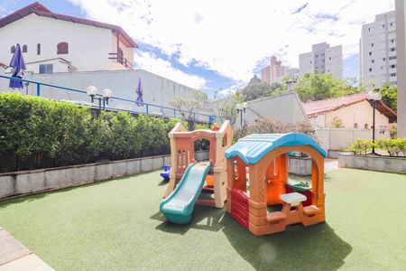 Apartamento à venda com 75m², 2 quartos e 1 vagaÁrea comum - Playground
