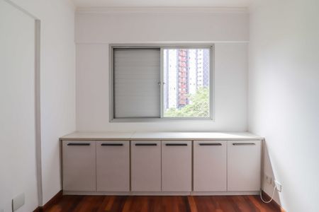 Quarto 1 de apartamento à venda com 2 quartos, 75m² em Jardim Ester, São Paulo