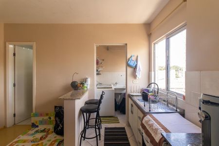 Sala/Cozinha de apartamento para alugar com 1 quarto, 36m² em Água Verde, Curitiba