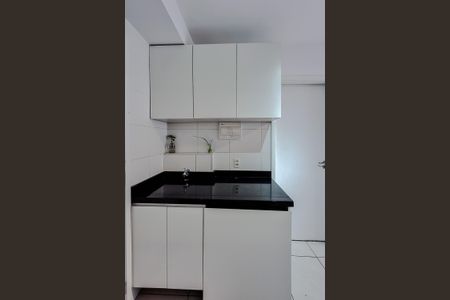 Apartamento para alugar com 27m², 1 quarto e sem vaga Apartamento para alugar com 27m², 1 quarto e sem vagaCozinha e Área de Serviço