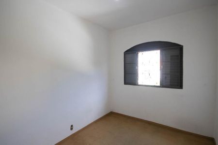 Casa para alugar com 100m², 3 quartos e 3 vagasQuarto 2