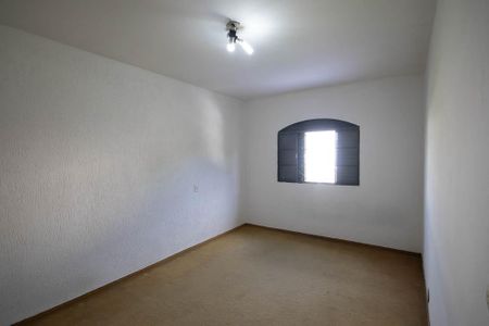 Quarto 1 de casa para alugar com 3 quartos, 100m² em Vila Medeiros, São Paulo