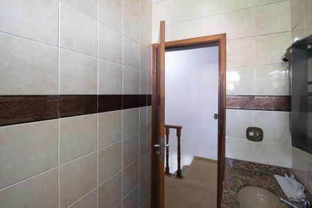 Casa para alugar com 100m², 3 quartos e 3 vagasBanheiro 1 