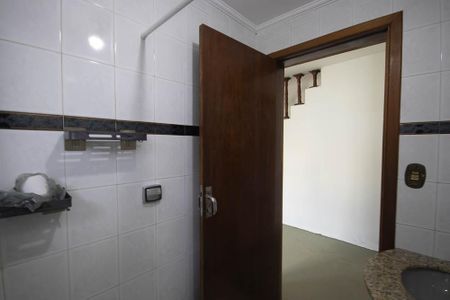 Casa para alugar com 100m², 3 quartos e 3 vagasBanheiro 2 