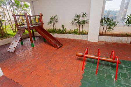 Apartamento para alugar com 66m², 2 quartos e 1 vagaÁrea comum - Playground