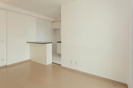 Apartamento para alugar com 66m², 2 quartos e 1 vagaSala