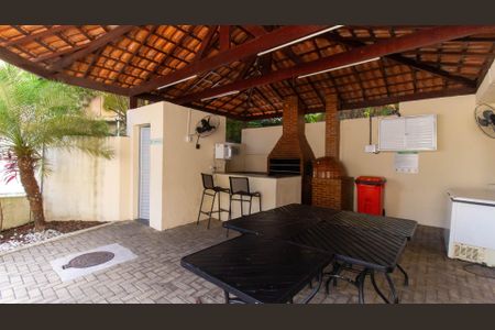 Apartamento para alugar com 55m², 2 quartos e sem vagaÁrea comum - Churrasqueira