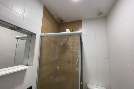 Banheiro de casa para alugar com 1 quarto, 55m² em Vila São Luis, Duque de Caxias