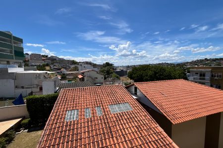 Apartamento à venda com 210m², 3 quartos e 2 vagasVista