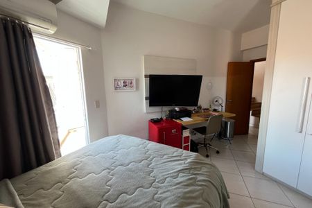 Apartamento à venda com 210m², 3 quartos e 2 vagasQuarto 2