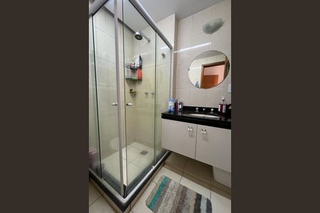 Apartamento à venda com 210m², 3 quartos e 2 vagasBanheiro