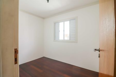 Casa à venda com 161m², 3 quartos e 4 vagasQuarto 2