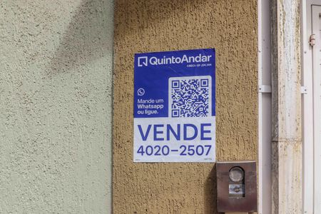 Casa à venda com 161m², 3 quartos e 4 vagasFachada - Plaquinha