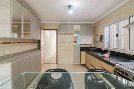 Casa à venda com 161m², 3 quartos e 4 vagasCozinha 