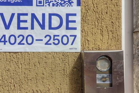 Casa à venda com 161m², 3 quartos e 4 vagasFachada - Plaquinha