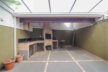 Casa à venda com 161m², 3 quartos e 4 vagasÁrea gourmet