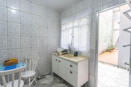 Casa à venda com 242m², 6 quartos e 2 vagas Casa à venda com 242m², 6 quartos e 2 vagasCasa 2 - cozinha