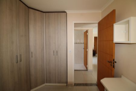 Apartamento à venda com 64m², 2 quartos e 2 vagasQuarto 2