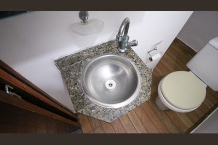 Casa à venda com 120m², 3 quartos e 2 vagasLavabo