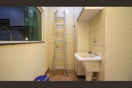 Casa à venda com 120m², 3 quartos e 2 vagasÁrea de Serviço