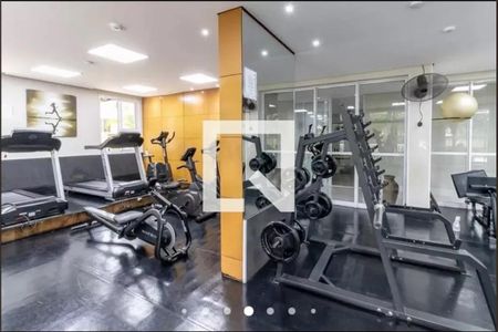 Apartamento à venda com 74m², 1 quarto e 1 vaga Apartamento à venda com 74m², 1 quarto e 1 vagaÁrea comum - Academia