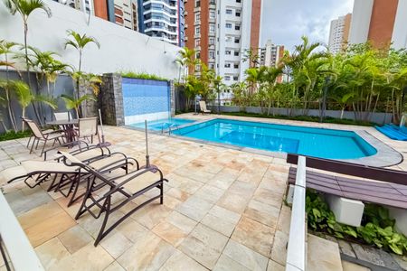 Apartamento à venda com 120m², 3 quartos e 2 vagasPiscina