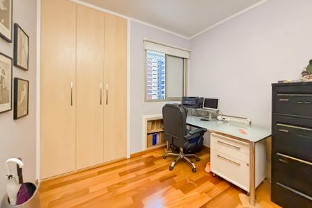 Apartamento à venda com 120m², 3 quartos e 2 vagasQuarto 1