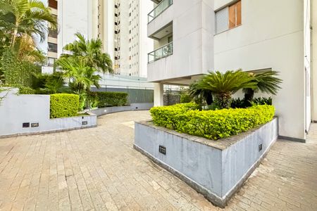 Apartamento à venda com 120m², 3 quartos e 2 vagasEntrada