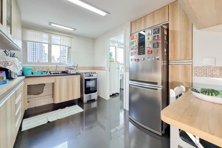 Apartamento à venda com 120m², 3 quartos e 2 vagasCozinha