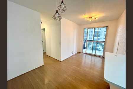 Sala de apartamento para alugar com 2 quartos, 58m² em Picanço, Guarulhos