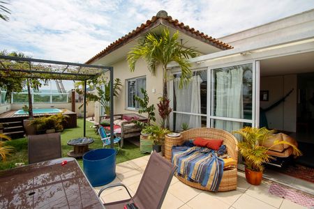 Apartamento à venda com 3 quartos, 214m² em Barra da Tijuca, Rio de Janeiro