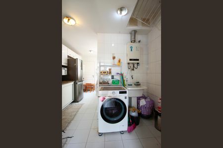 Apartamento à venda com 214m², 3 quartos e 4 vagas