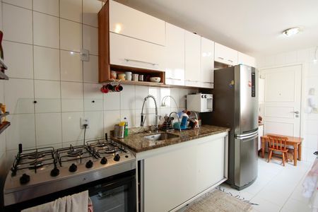 Apartamento à venda com 214m², 3 quartos e 4 vagas