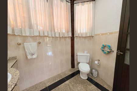 Casa de condomínio para alugar com 717m², 5 quartos e 6 vagas