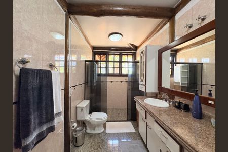 Casa de condomínio para alugar com 717m², 5 quartos e 6 vagas