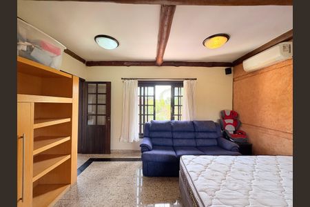 Casa de condomínio para alugar com 717m², 5 quartos e 6 vagas